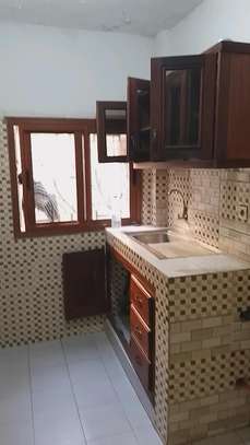 Luxueux appartement F4 à louer à la cité Biagui Yoff virage image 7