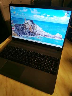 HP 15S AMD Ryzen 3 8GB Ram 256GB Ssd image 6