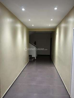 APPARTEMENT DE TYPE F3 SIS MERMOZ PYROTECHNIQUE image 8