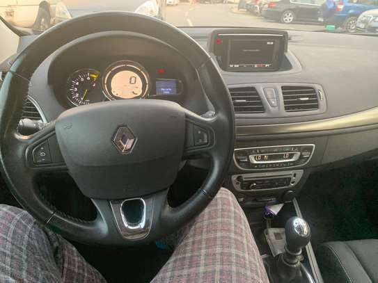 Renault megane 2015 image 3