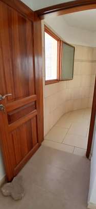 TRES BELLE VILLA A LOUER image 7