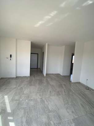 À LOUER – APPARTEMENT F3 NEUF SUR LA VDN image 3