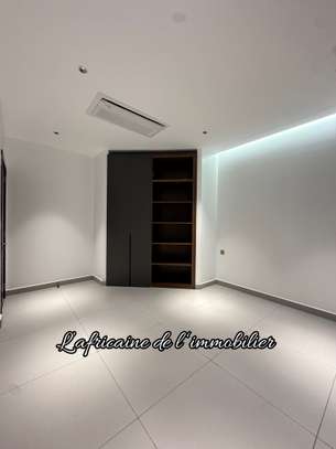 APPARTEMENT F3 À LOUER AUX ALMADIES image 14