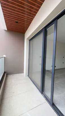 Appartement à louer au Point E image 9