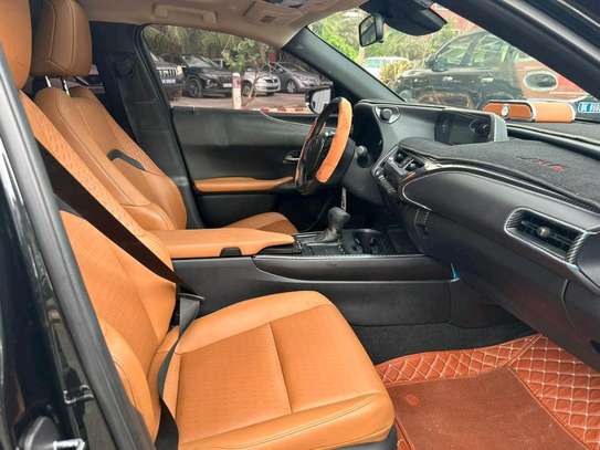 LEXUS UX 200 SPORT 2021 FULL image 7