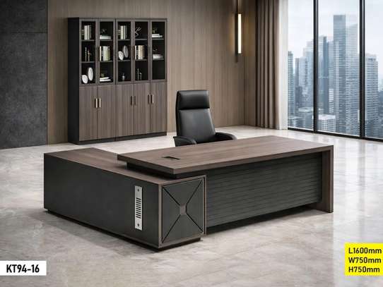 Tables de bureau DG image 11