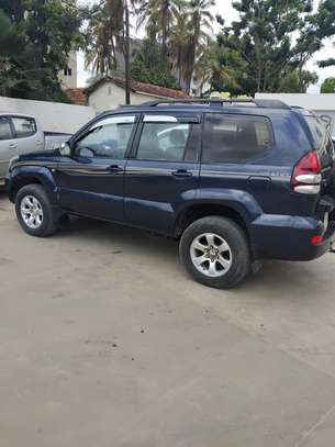 TOYOTA PRADO GX image 3
