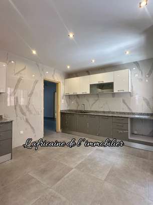 VILLA R+2 À LOUER – VIRAGE, À 2 PAS DE LA MER image 5