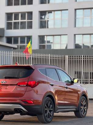 Hyundai Santa Fe 2017 Ultimate image 7