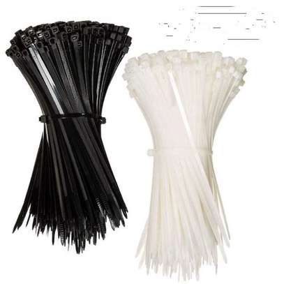 Attache de Cable en Nylon image 1