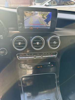 Mercedes-Benz GLC 300 année 2018 image 8