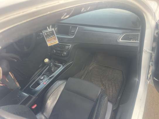 Peugeot 508 diesel 2012 image 12