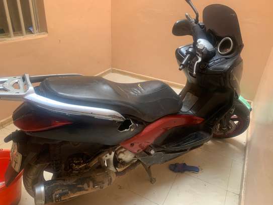 Xmax 250 image 9