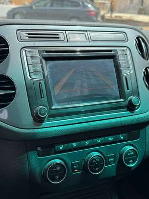 Volkswagen Tiguan image 12