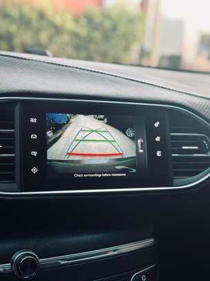Peugeot 308 image 5