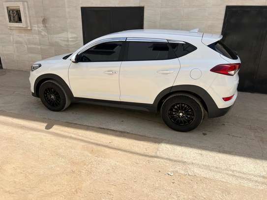 Hyundai Tucson 2.0D 2018 venant Corée image 7