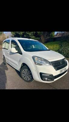 PEUGEOT PARTNER TEPEE image 6