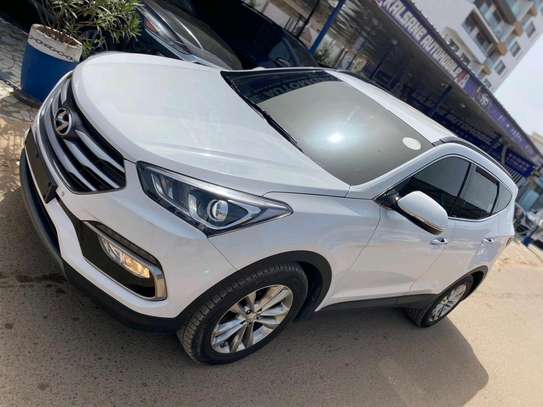 Hyundai sanyafe 2018 7 place image 5