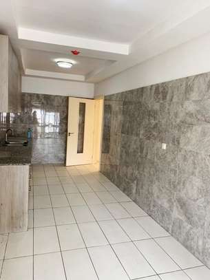 Appartement F4 à louer à Mermoz Pyrotechnie image 9