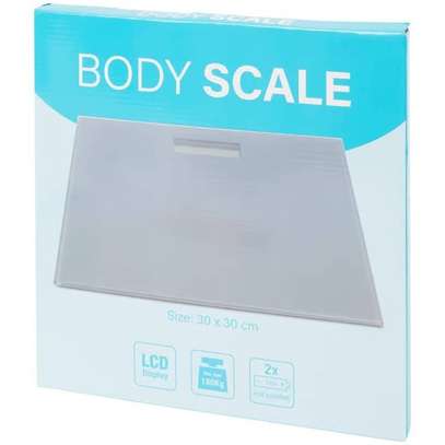 Balance / pèse-personne numérique avec ecran LCD 180kg image 1
