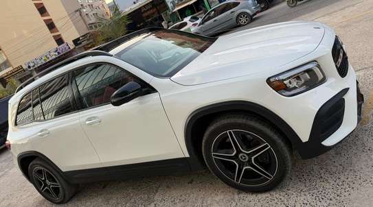 Mercedes GLB 250 2021 image 2