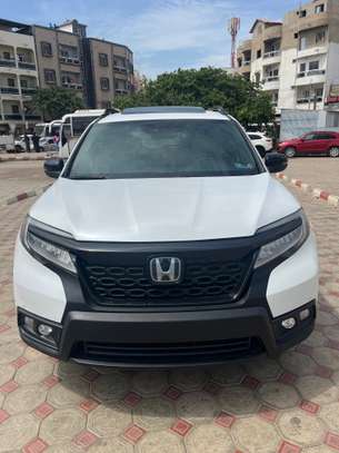 Honda Passport image 1