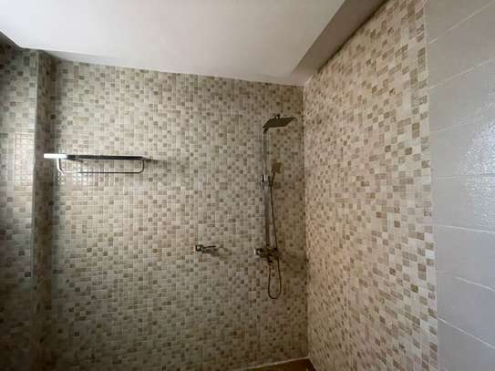 Appartement haut standing à louer aux almadies derriere BOA image 10