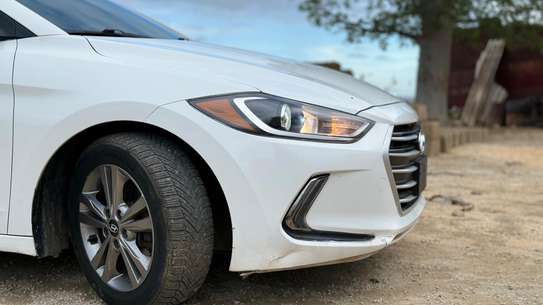 HYUNDAI ELANTRA ANNÉE 2017 image 9