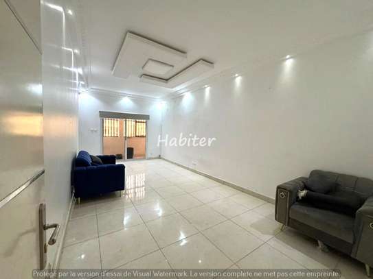 Villa R+2 à louer aux Mamelles image 6