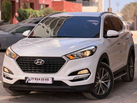 Hyundai tucson image 3