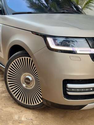 Range rover Vogue image 10