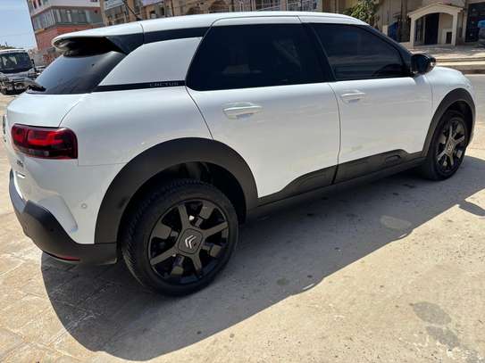 Citroën c4 cactus bluehdi 120 s&s EAT6 Shine image 9