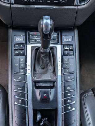 PORSCHE MACAN GTS image 3