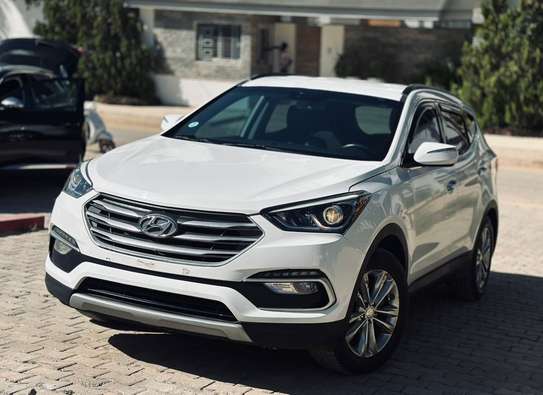 Hyundai Santafé  sport 2.0 année 2017 image 2