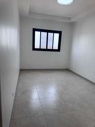 APPARTEMENT NEUF A LOUER-LES MAMELLES image 4
