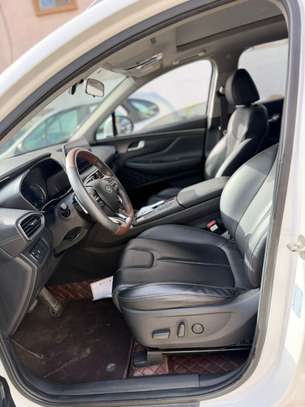 Hyundai santafé 2019 -7 Places image 6