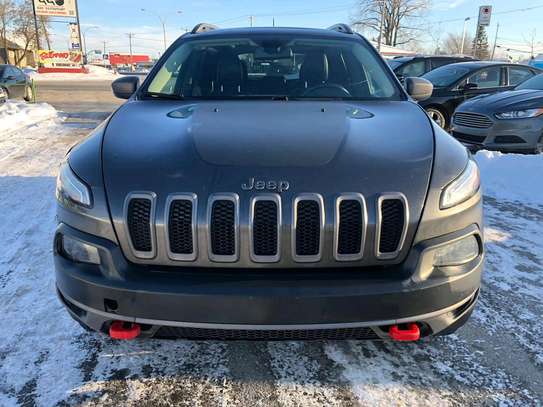 Jeep Cherokee trailhawk image 1