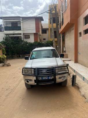 Ford Everest 4X4 à louer image 4