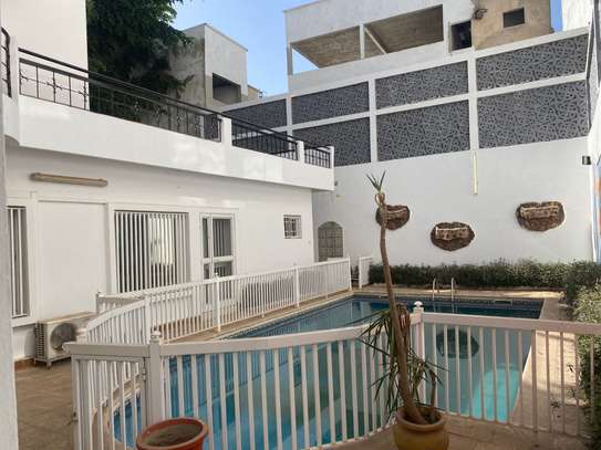 VILLA R+ 1 SISE AU POINT E image 5