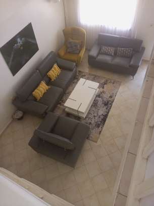 Appartement Duplex à louer à Mermoz image 1