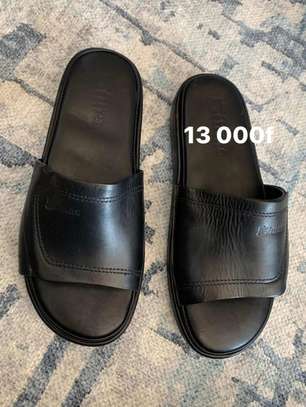 CHAUSSURES LOCALE image 2