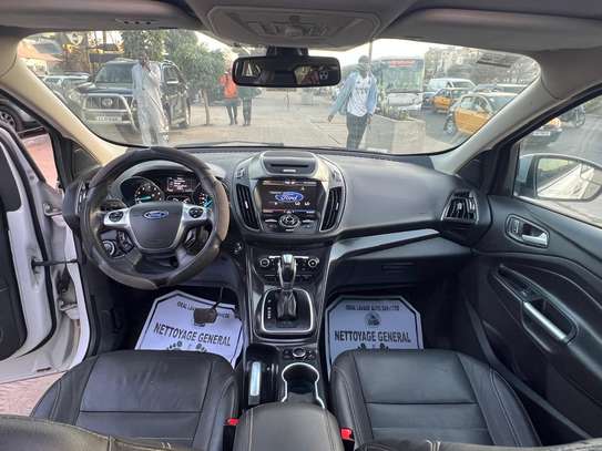 Ford Escape Titanium version 4x4 image 12