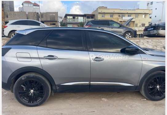 A vendre Peugeot 3008 image 2