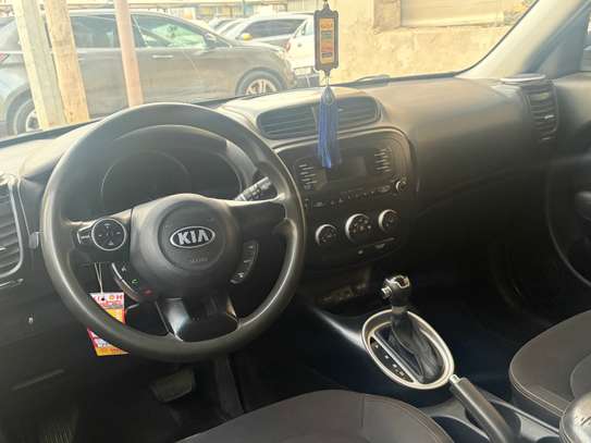 Kia Soul Essence Automatique Gris 5 Portes Compacte image 5