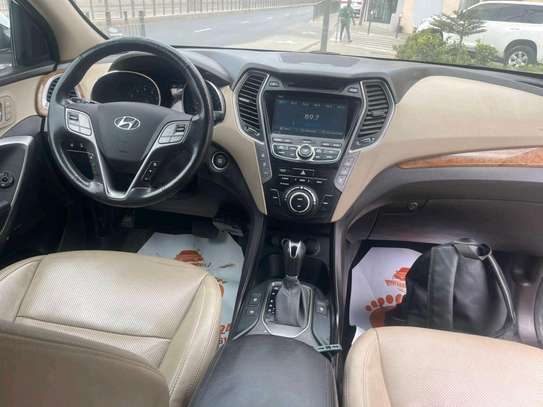 Hyundai santafe 2016 image 5
