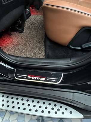 Kia Sportage image 5