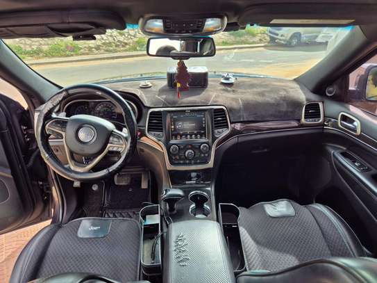 Jeep grand cherokee image 6