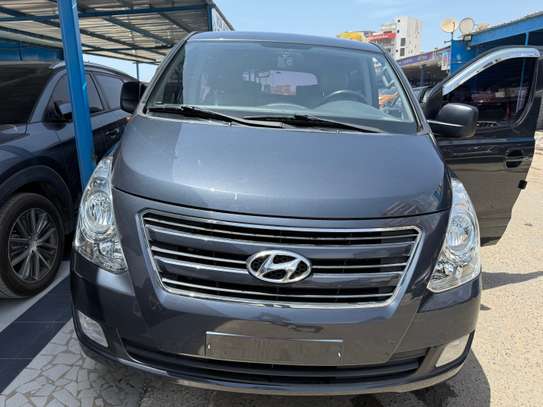 Hyundai Starex  2017 image 3
