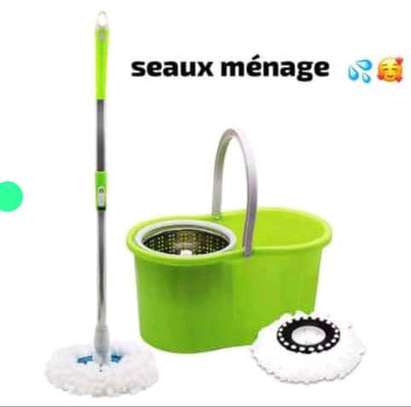 Seau serpillière rotative vert avec 2 têtes incluses image 2
