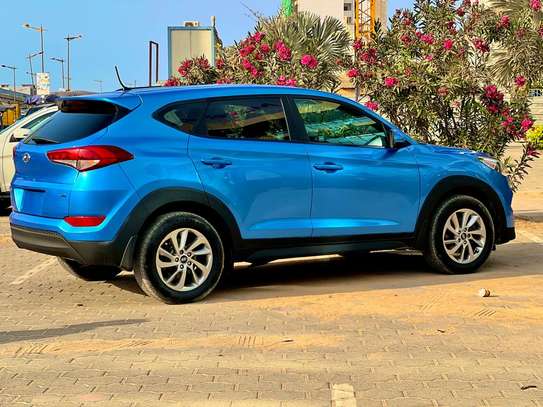 Hyundai Tucson image 3